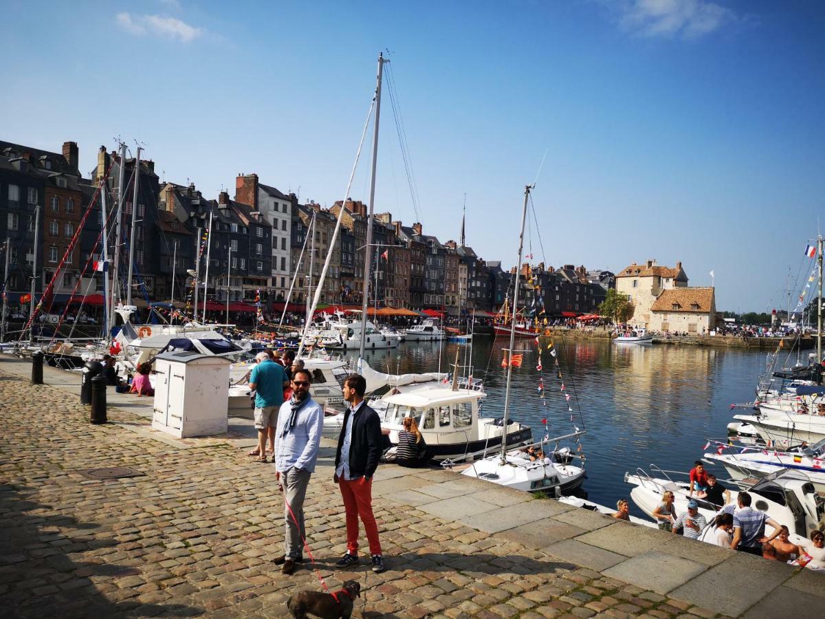 Un Parfum D'Embruns Hypercentre Honfleur, Fibre Exterior foto